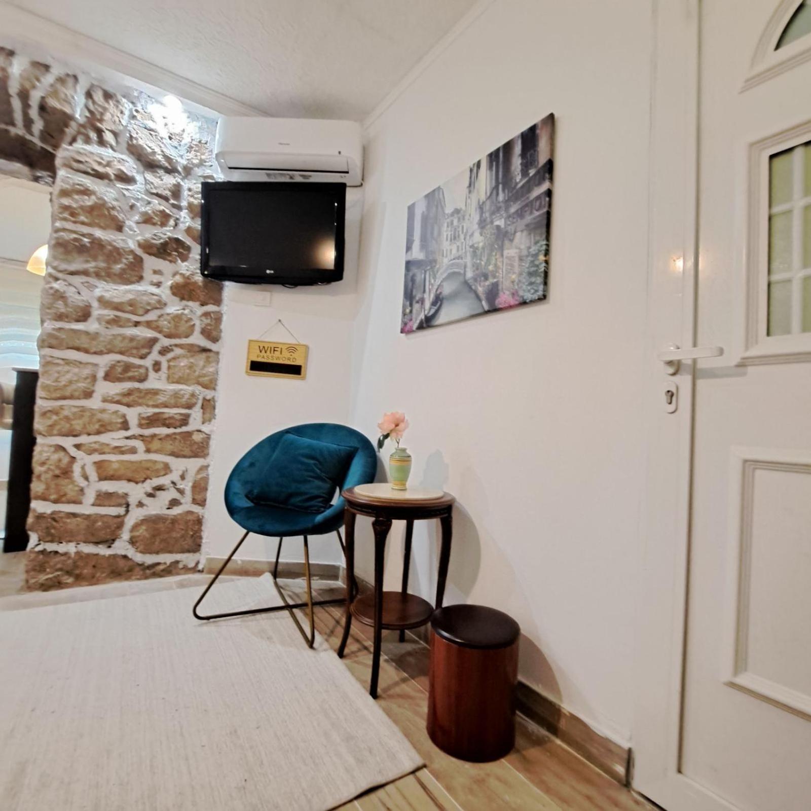 Unique Apartment Centar Podgorica Luaran gambar