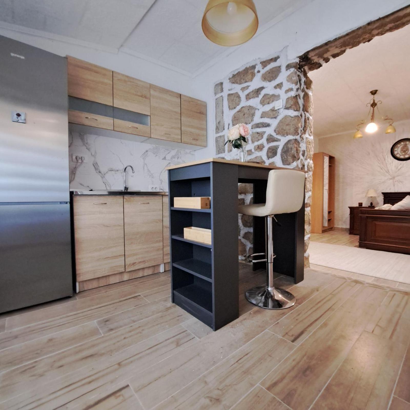 Unique Apartment Centar Podgorica Luaran gambar