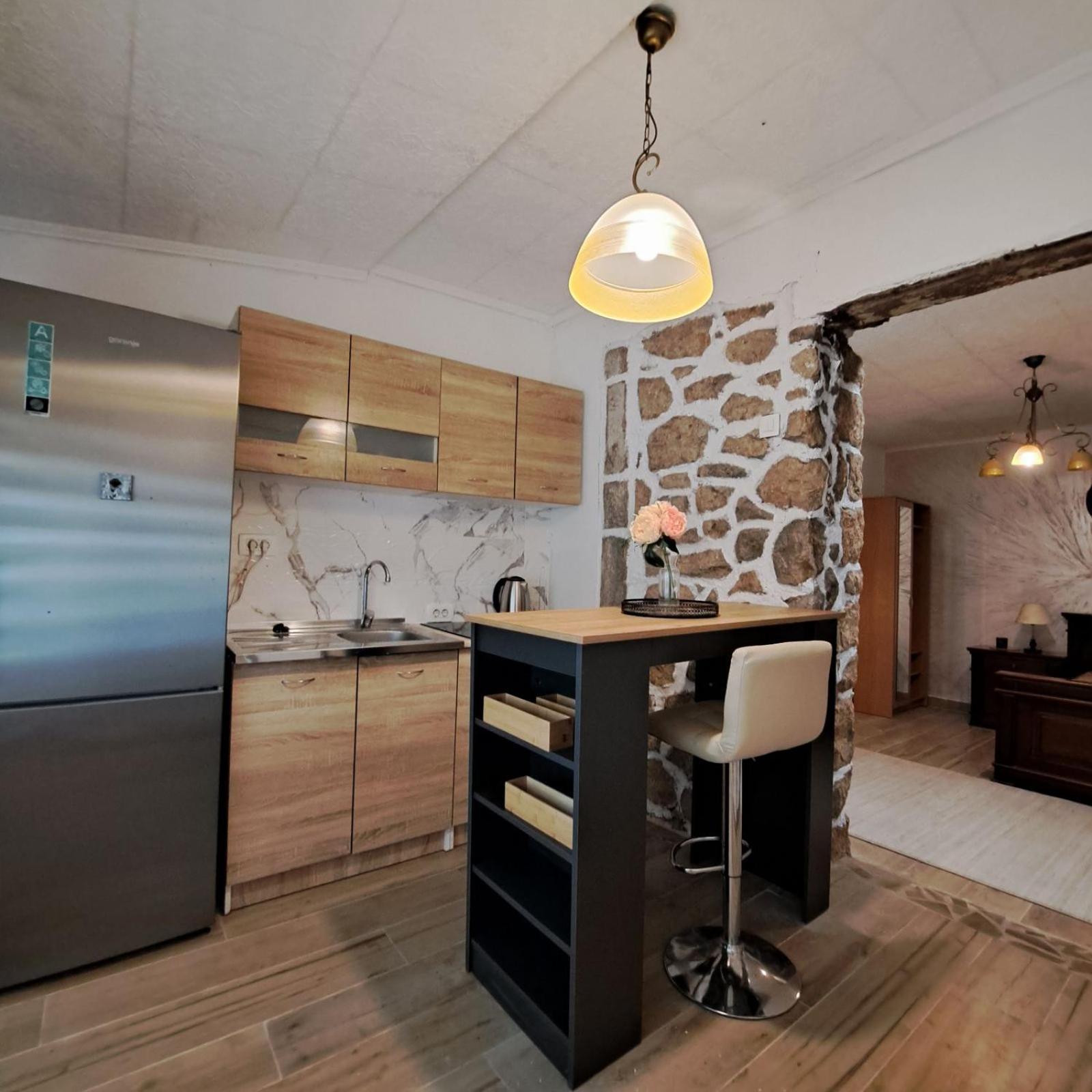 Unique Apartment Centar Podgorica Luaran gambar