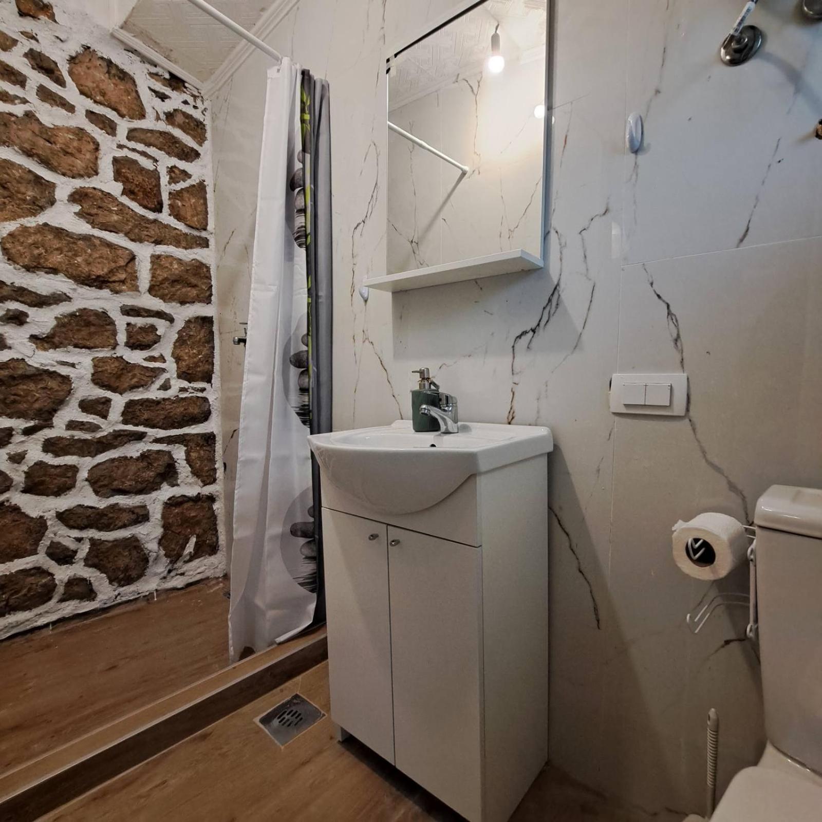 Unique Apartment Centar Podgorica Luaran gambar
